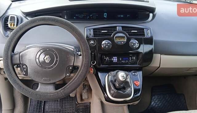 Серый Рено Сценик, объемом двигателя 1.5 л и пробегом 280 тыс. км за 3500 $, фото 19 на Automoto.ua