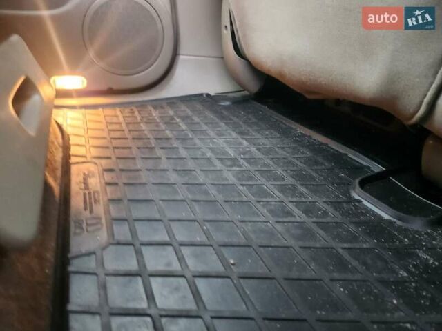 Серый Рено Сценик, объемом двигателя 1.6 л и пробегом 190 тыс. км за 4800 $, фото 13 на Automoto.ua