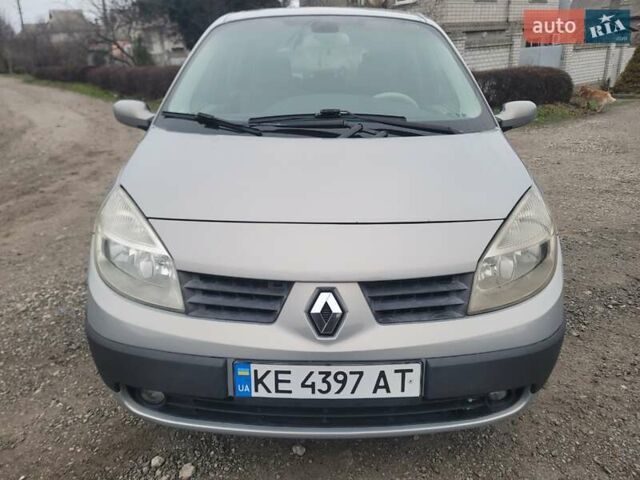 Серый Рено Сценик, объемом двигателя 1.9 л и пробегом 215 тыс. км за 4700 $, фото 1 на Automoto.ua