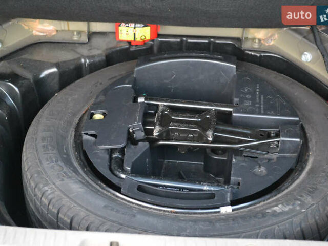 Сірий Рено Сценік, об'ємом двигуна 1.6 л та пробігом 173 тис. км за 4500 $, фото 20 на Automoto.ua