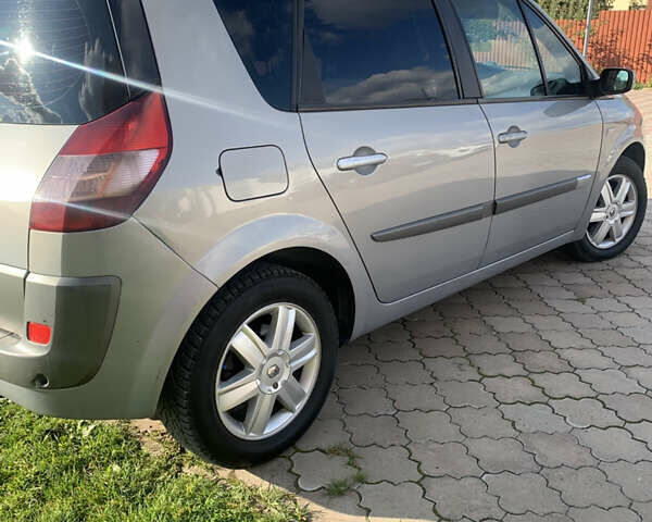 Серый Рено Сценик, объемом двигателя 1.87 л и пробегом 327 тыс. км за 3990 $, фото 4 на Automoto.ua