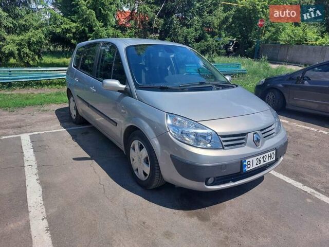Серый Рено Сценик, объемом двигателя 2 л и пробегом 220 тыс. км за 4500 $, фото 1 на Automoto.ua