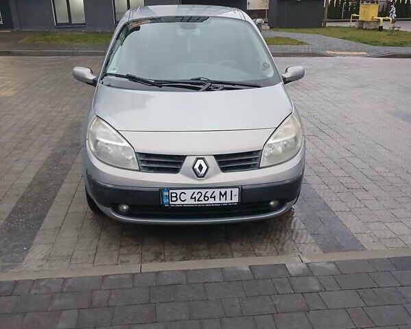 Серый Рено Сценик, объемом двигателя 1.5 л и пробегом 300 тыс. км за 4000 $, фото 10 на Automoto.ua