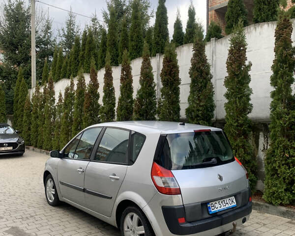 Серый Рено Сценик, объемом двигателя 1.6 л и пробегом 300 тыс. км за 2950 $, фото 7 на Automoto.ua