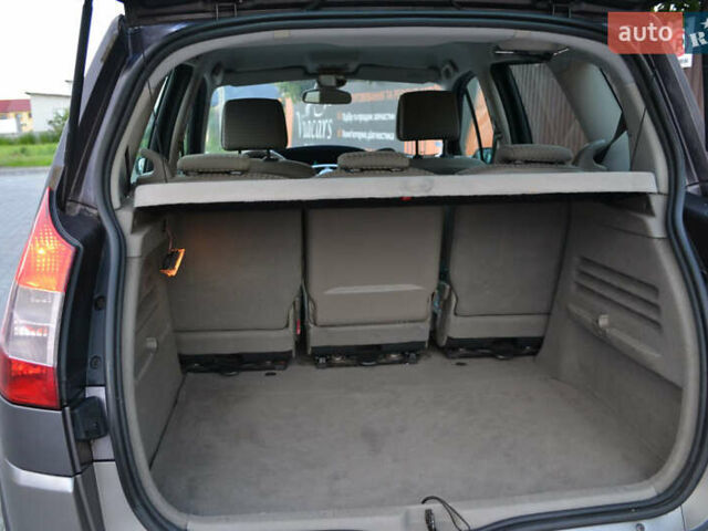 Сірий Рено Сценік, об'ємом двигуна 1.6 л та пробігом 173 тис. км за 4500 $, фото 17 на Automoto.ua