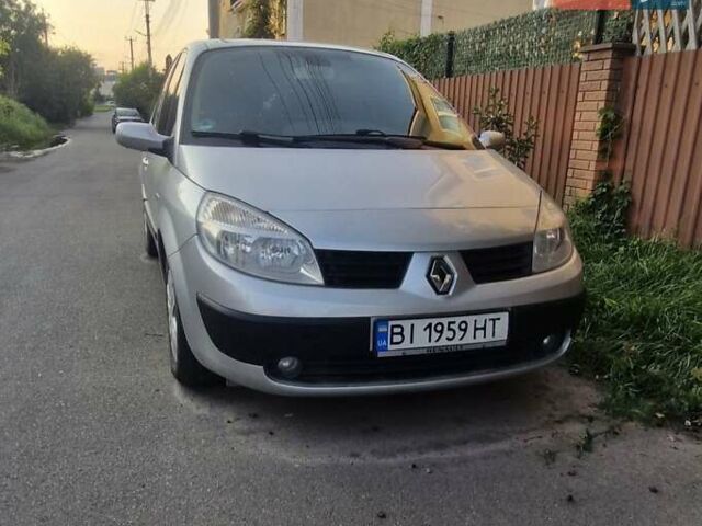 Серый Рено Сценик, объемом двигателя 1.6 л и пробегом 192 тыс. км за 4700 $, фото 6 на Automoto.ua