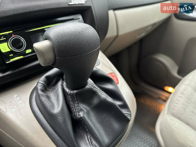 Серый Рено Сценик, объемом двигателя 1.6 л и пробегом 237 тыс. км за 4850 $, фото 29 на Automoto.ua