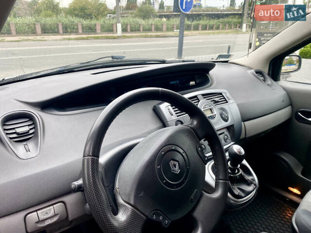 Сірий Рено Сценік, об'ємом двигуна 1.46 л та пробігом 270 тис. км за 4700 $, фото 10 на Automoto.ua