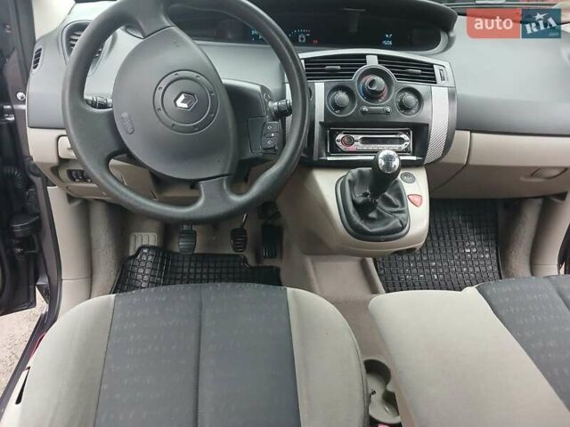 Серый Рено Сценик, объемом двигателя 1.6 л и пробегом 178 тыс. км за 4499 $, фото 40 на Automoto.ua