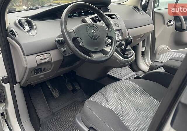 Сірий Рено Сценік, об'ємом двигуна 2 л та пробігом 95 тис. км за 4450 $, фото 77 на Automoto.ua