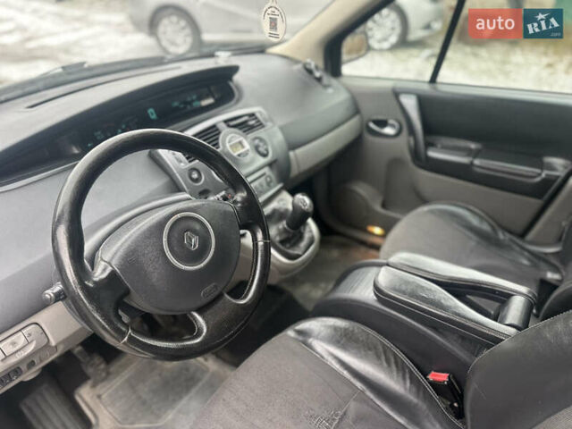 Сірий Рено Сценік, об'ємом двигуна 1.6 л та пробігом 300 тис. км за 3300 $, фото 10 на Automoto.ua