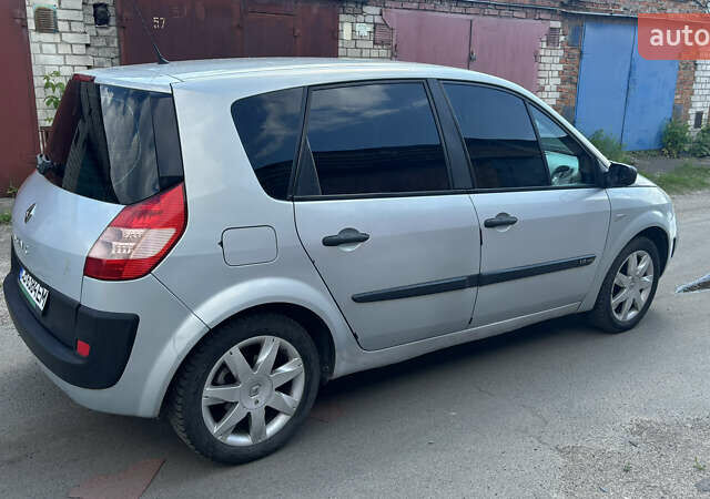 Серый Рено Сценик, объемом двигателя 1.6 л и пробегом 298 тыс. км за 4300 $, фото 11 на Automoto.ua