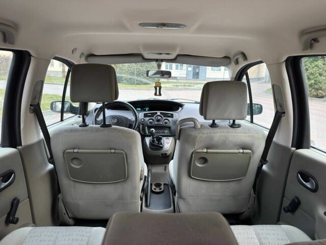 Сірий Рено Сценік, об'ємом двигуна 1.9 л та пробігом 157 тис. км за 4950 $, фото 11 на Automoto.ua