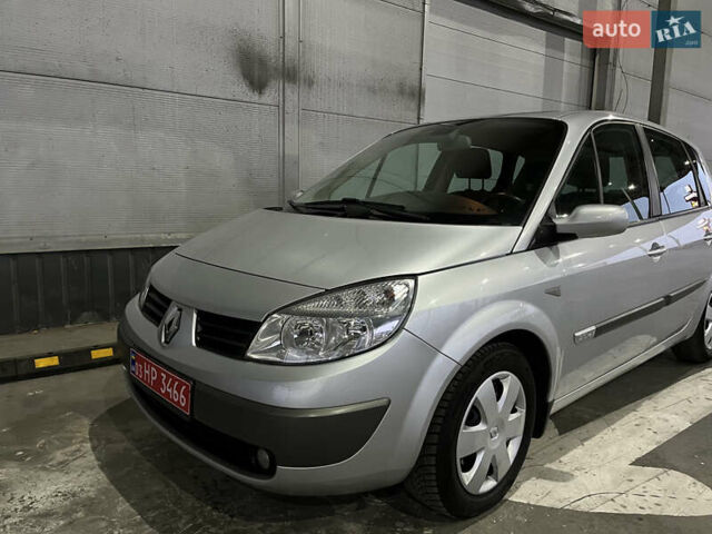 Серый Рено Сценик, объемом двигателя 2 л и пробегом 167 тыс. км за 5888 $, фото 10 на Automoto.ua