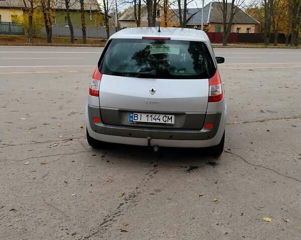 Серый Рено Сценик, объемом двигателя 2 л и пробегом 240 тыс. км за 5700 $, фото 6 на Automoto.ua