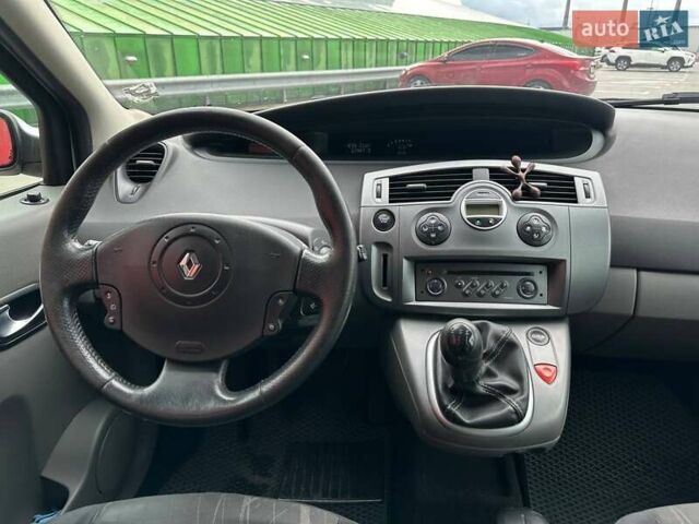 Серый Рено Сценик, объемом двигателя 1.46 л и пробегом 302 тыс. км за 4990 $, фото 12 на Automoto.ua