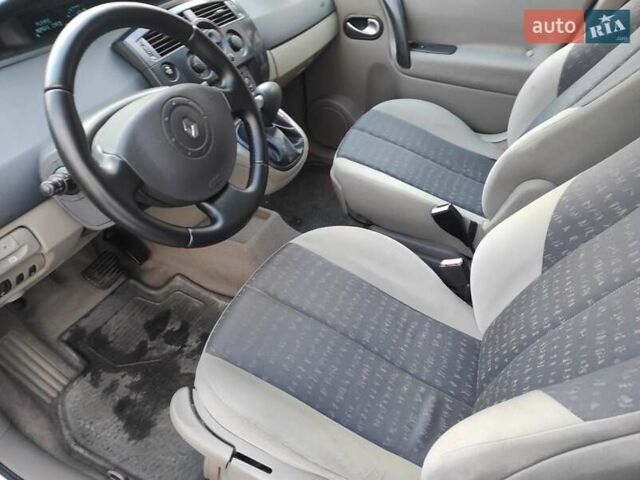 Серый Рено Сценик, объемом двигателя 1.6 л и пробегом 230 тыс. км за 5000 $, фото 8 на Automoto.ua