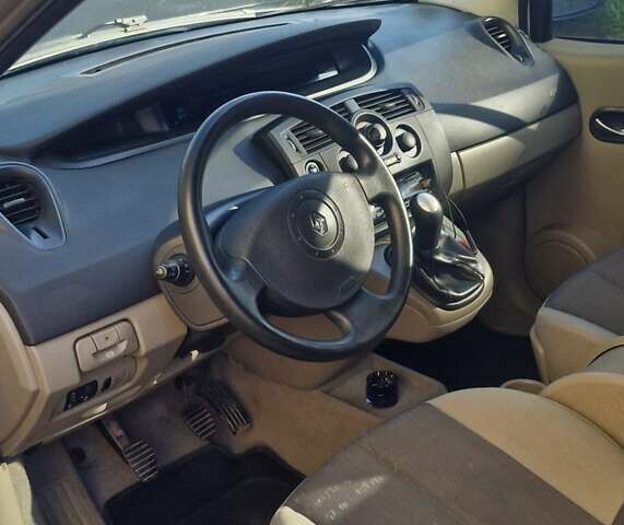 Серый Рено Сценик, объемом двигателя 1.6 л и пробегом 192 тыс. км за 4700 $, фото 22 на Automoto.ua