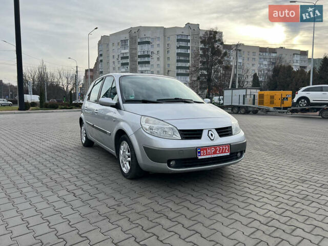 Серый Рено Сценик, объемом двигателя 1.6 л и пробегом 220 тыс. км за 4600 $, фото 1 на Automoto.ua