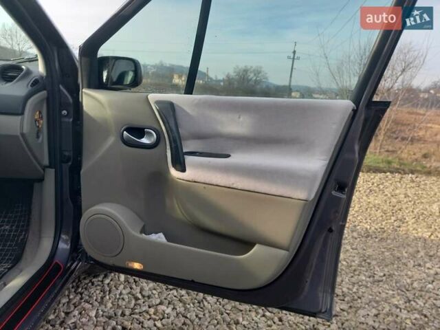 Серый Рено Сценик, объемом двигателя 1.6 л и пробегом 178 тыс. км за 4499 $, фото 26 на Automoto.ua