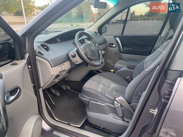 Сірий Рено Сценік, об'ємом двигуна 1.6 л та пробігом 279 тис. км за 4900 $, фото 8 на Automoto.ua