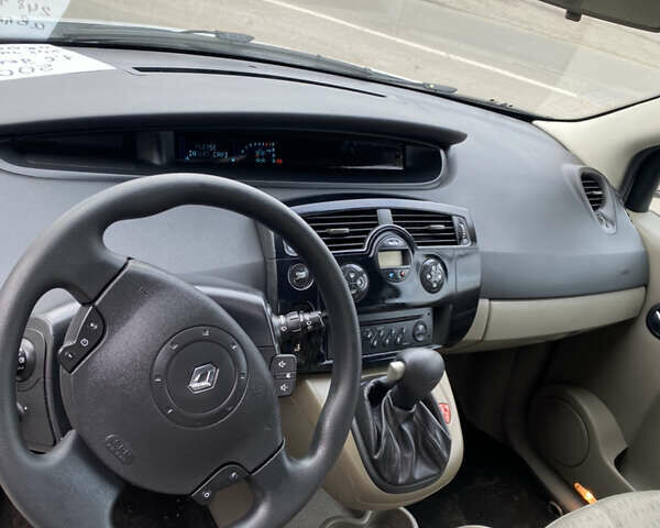 Сірий Рено Сценік, об'ємом двигуна 1.6 л та пробігом 248 тис. км за 4700 $, фото 8 на Automoto.ua