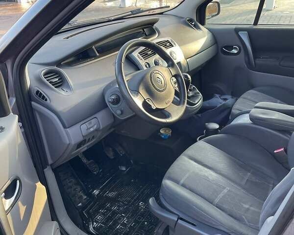 Серый Рено Сценик, объемом двигателя 1.6 л и пробегом 278 тыс. км за 4300 $, фото 43 на Automoto.ua