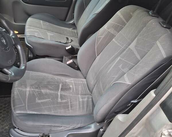 Серый Рено Сценик, объемом двигателя 1.87 л и пробегом 280 тыс. км за 5200 $, фото 10 на Automoto.ua