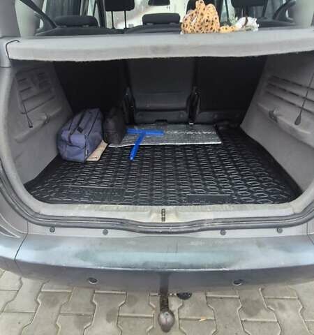 Серый Рено Сценик, объемом двигателя 1.6 л и пробегом 278 тыс. км за 4500 $, фото 22 на Automoto.ua