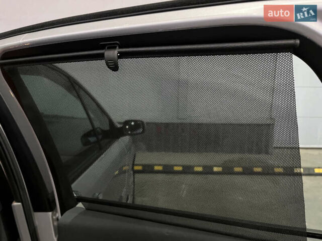 Серый Рено Сценик, объемом двигателя 2 л и пробегом 167 тыс. км за 5888 $, фото 32 на Automoto.ua