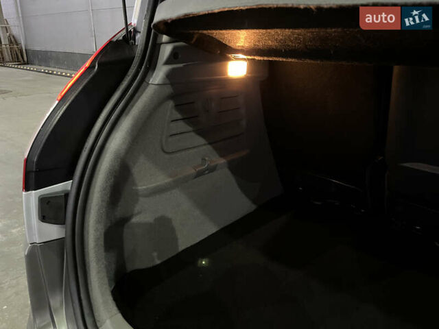 Серый Рено Сценик, объемом двигателя 2 л и пробегом 167 тыс. км за 5888 $, фото 28 на Automoto.ua