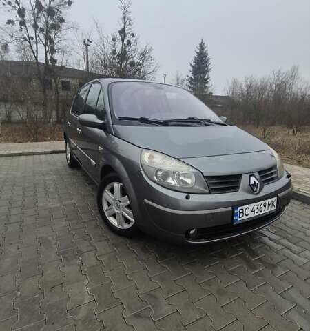 Серый Рено Сценик, объемом двигателя 1.6 л и пробегом 278 тыс. км за 4300 $, фото 3 на Automoto.ua