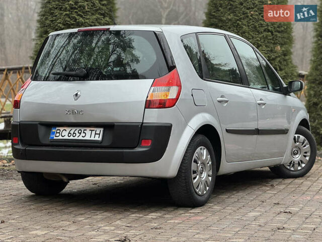 Серый Рено Сценик, объемом двигателя 1.6 л и пробегом 237 тыс. км за 4850 $, фото 15 на Automoto.ua
