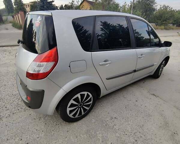 Сірий Рено Сценік, об'ємом двигуна 1.98 л та пробігом 257 тис. км за 5000 $, фото 9 на Automoto.ua