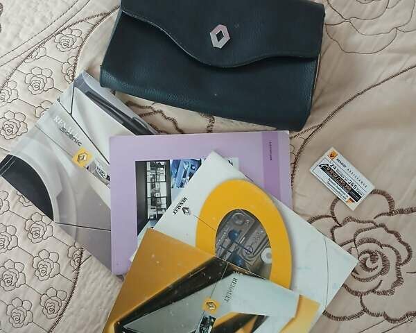 Серый Рено Сценик, объемом двигателя 1.6 л и пробегом 178 тыс. км за 4499 $, фото 70 на Automoto.ua