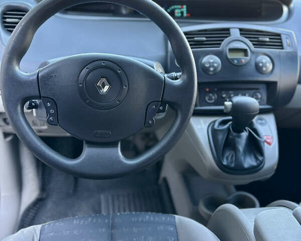Сірий Рено Сценік, об'ємом двигуна 1.6 л та пробігом 228 тис. км за 4777 $, фото 12 на Automoto.ua