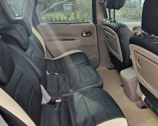 Серый Рено Сценик, объемом двигателя 1.9 л и пробегом 100 тыс. км за 3700 $, фото 7 на Automoto.ua