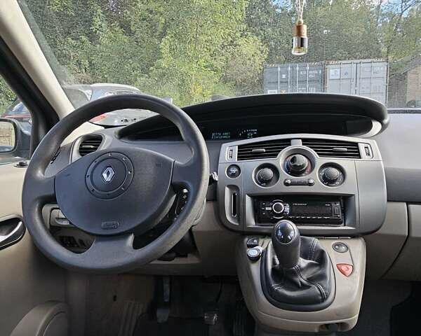 Сірий Рено Сценік, об'ємом двигуна 1.6 л та пробігом 200 тис. км за 2700 $, фото 19 на Automoto.ua
