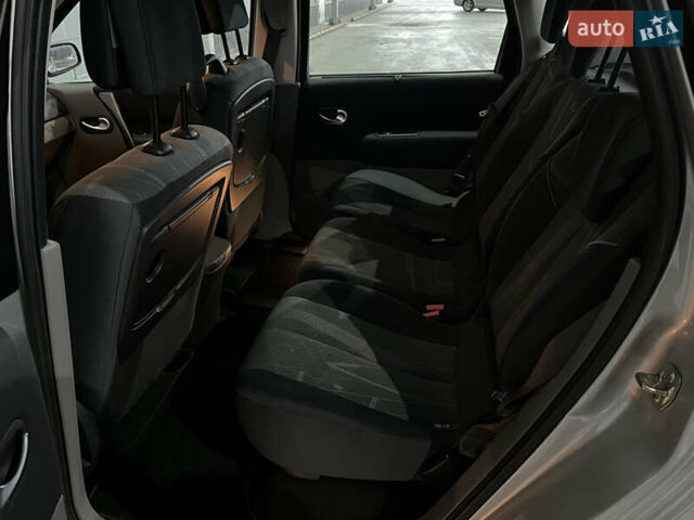 Серый Рено Сценик, объемом двигателя 2 л и пробегом 167 тыс. км за 5888 $, фото 26 на Automoto.ua