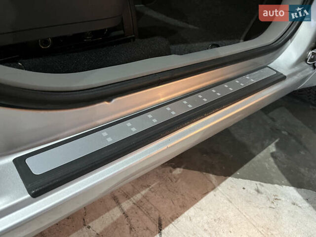 Серый Рено Сценик, объемом двигателя 2 л и пробегом 167 тыс. км за 5888 $, фото 46 на Automoto.ua