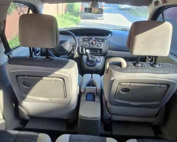 Серый Рено Сценик, объемом двигателя 1.6 л и пробегом 192 тыс. км за 4700 $, фото 15 на Automoto.ua