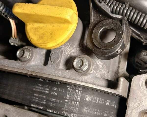 Серый Рено Сценик, объемом двигателя 1.6 л и пробегом 178 тыс. км за 4499 $, фото 51 на Automoto.ua