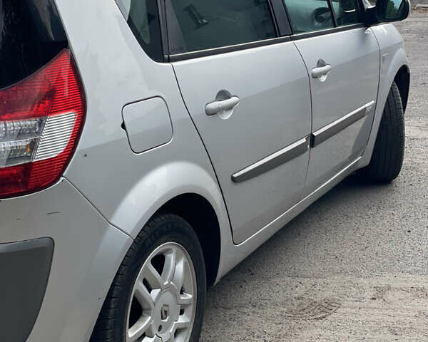 Сірий Рено Сценік, об'ємом двигуна 1.6 л та пробігом 156 тис. км за 4850 $, фото 6 на Automoto.ua