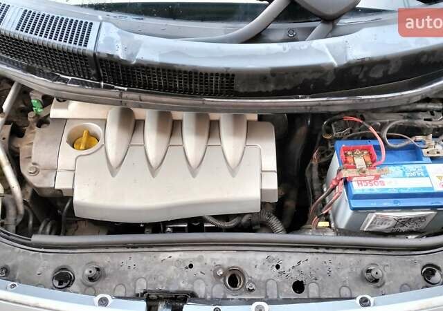 Сірий Рено Сценік, об'ємом двигуна 1.6 л та пробігом 210 тис. км за 5000 $, фото 1 на Automoto.ua