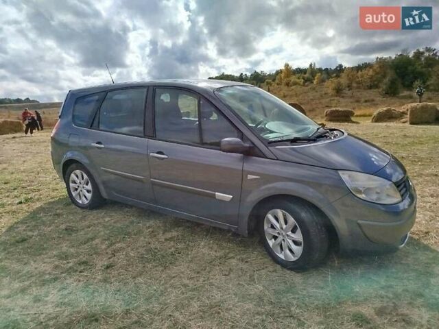 Серый Рено Сценик, объемом двигателя 1.6 л и пробегом 249 тыс. км за 5900 $, фото 2 на Automoto.ua
