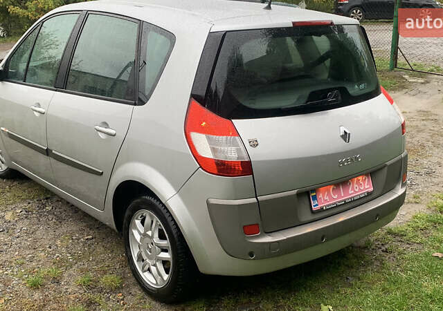 Рено Сценик 2006 в Виннице на Automoto.ua Серый Рено Сценик, объемом двигателя 1.6 л и пробегом 124 тыс. км за 6250 $, фото 8 на Automoto.ua