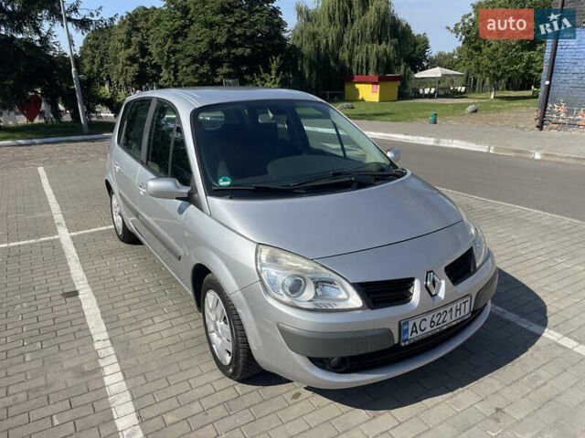 Серый Рено Сценик, объемом двигателя 1.6 л и пробегом 118 тыс. км за 4900 $, фото 9 на Automoto.ua