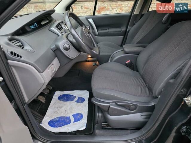 Серый Рено Сценик, объемом двигателя 1.6 л и пробегом 195 тыс. км за 5899 $, фото 23 на Automoto.ua