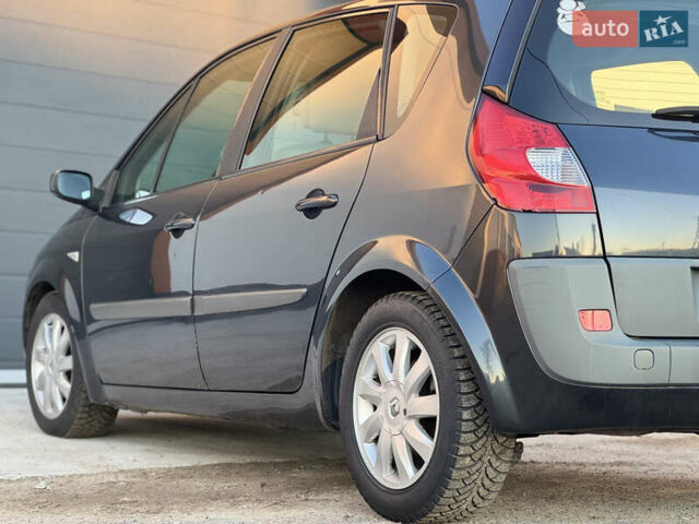 Серый Рено Сценик, объемом двигателя 1.6 л и пробегом 223 тыс. км за 4900 $, фото 14 на Automoto.ua