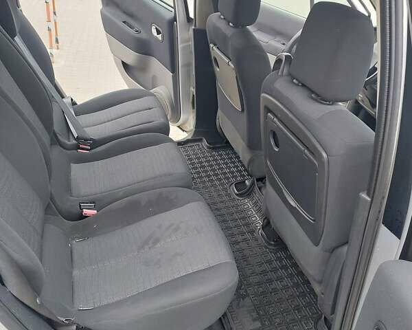 Сірий Рено Сценік, об'ємом двигуна 1.6 л та пробігом 238 тис. км за 5700 $, фото 25 на Automoto.ua